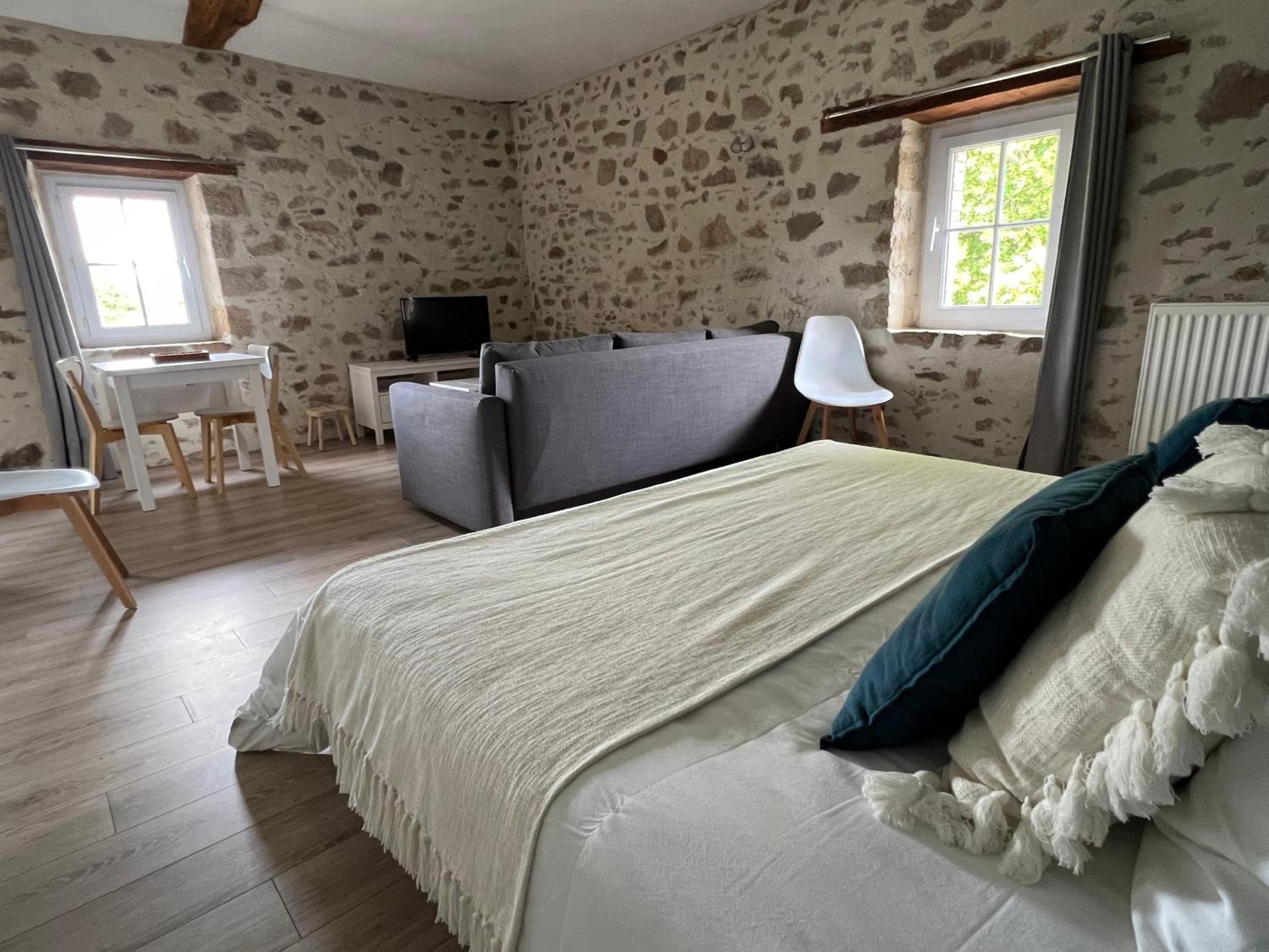 La Milliere - Piscine & Campagne - Cathelineau & Lescure Bed and Breakfast Le Poiré-sur-Vie Exterior foto